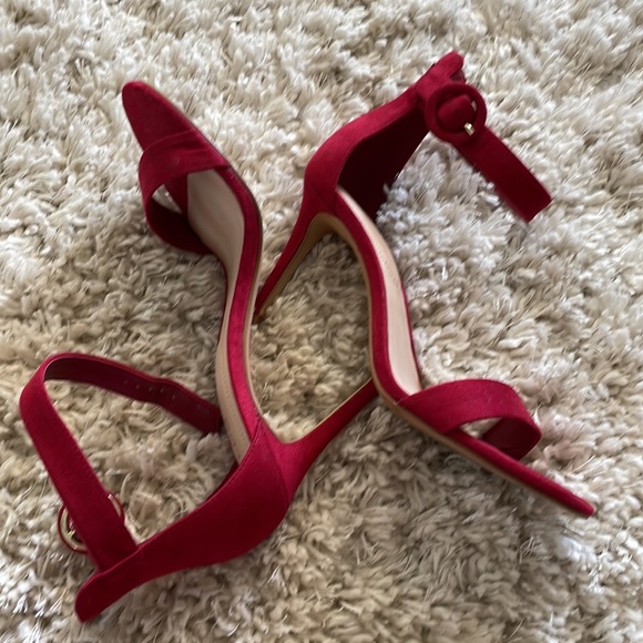 Aldo Red Heels - Picture 2 of 8